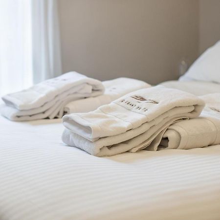 Elegant Suite - Pireus Zewnętrze zdjęcie
